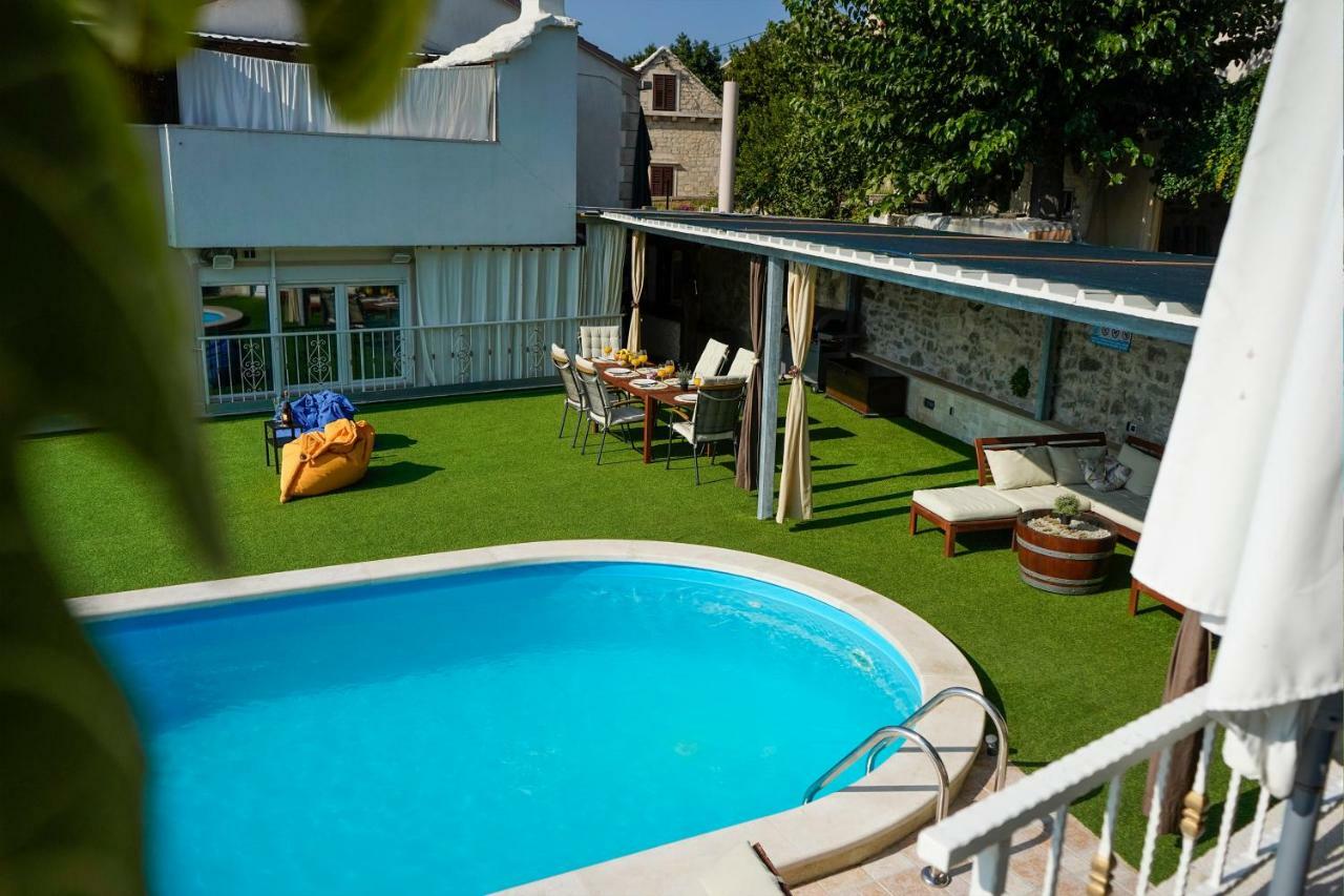 Holiday Home Gustirna Selca  Экстерьер фото